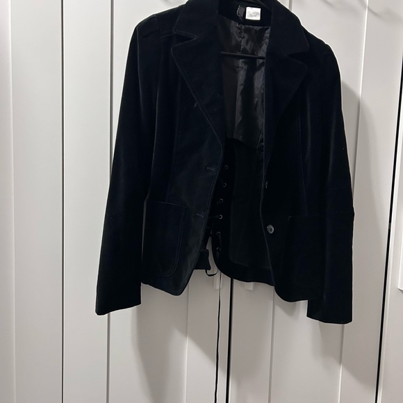 Black Velvet Lace-Up Back Blazer - Picture 4 of 4